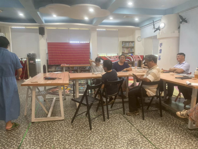 LINE_ALBUM_1141001社群 友善校園研習_251112_9.jpg